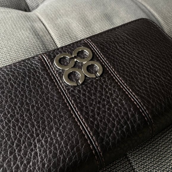 Coach Pebbled Leather Zip Wallet Dark brown - Picture 1 of 5